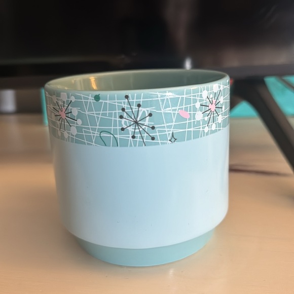 Disney Mickey Mouse Memories 2018 May United Release Stackable Mug 5/12 - Picture 5 of 7